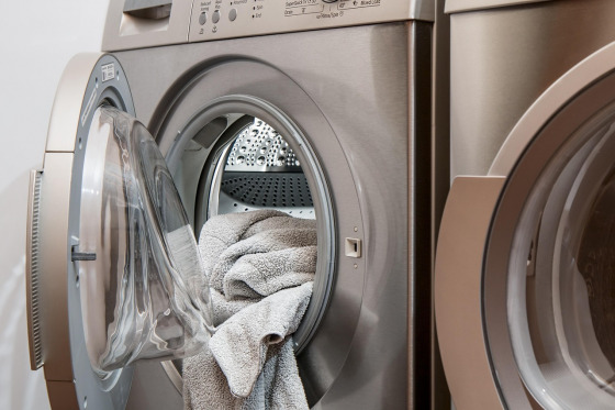 Laundry detergent